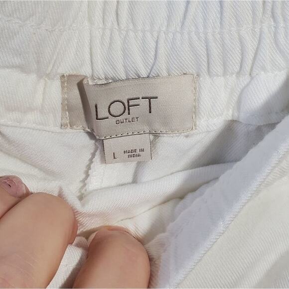 LOFT white crocheted lace shorts‎ size large - Picture 4 of 5